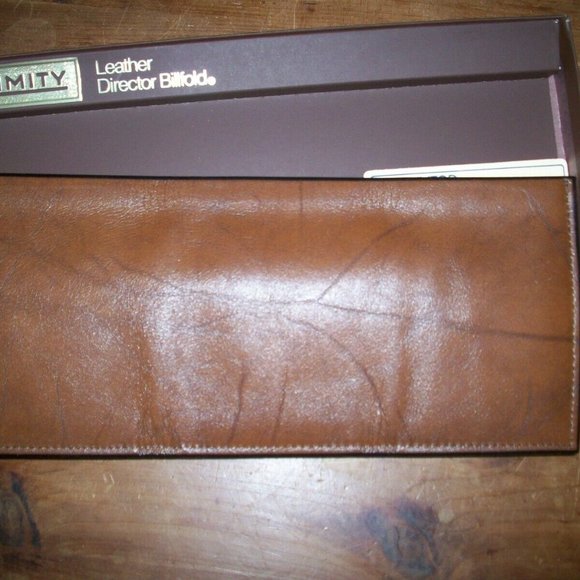 Vintage men’s Bi Fold Amity Brown Leather Body Billfold Never used New in box - Picture 2 of 6